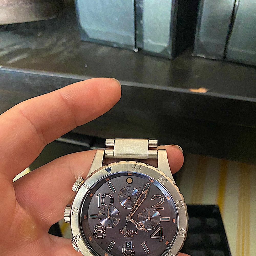 Nixon watch